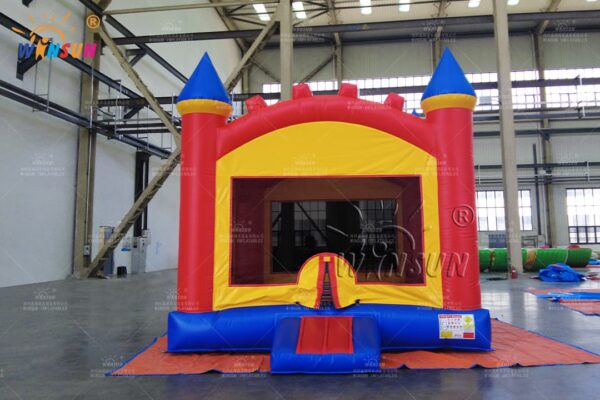 Custom commercial inflatable jumping castle manufacturer