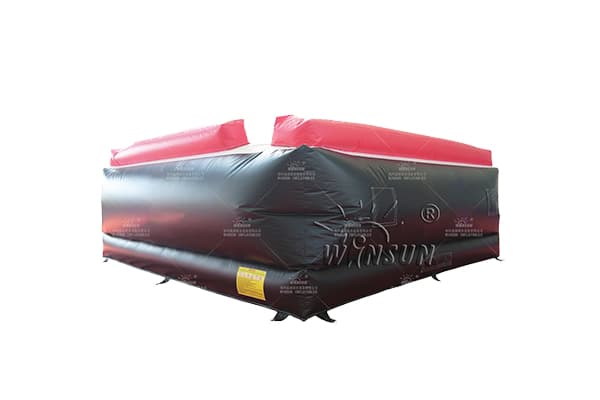 Commercial-grade-inflatable-landing-mat