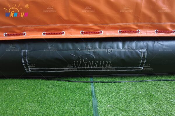 Giant inflatable crash pad for high jumps and freefall practice
