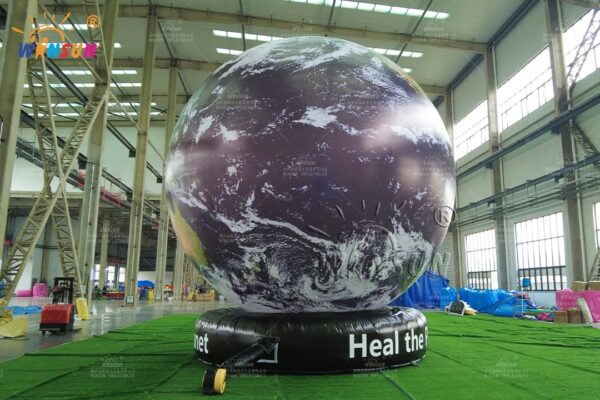 Heavy-duty PVC inflatable world globe for outdoor use