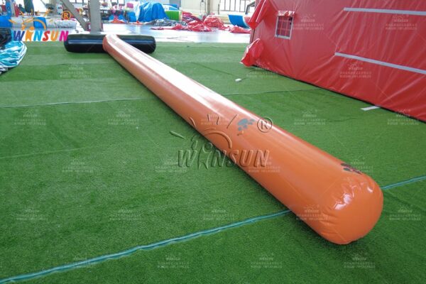 Interactive splash pad balance beam for kids