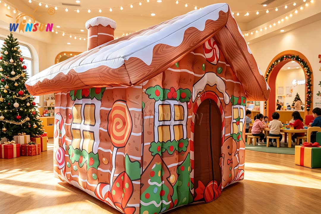 Commercial Inflatable Christmas Display